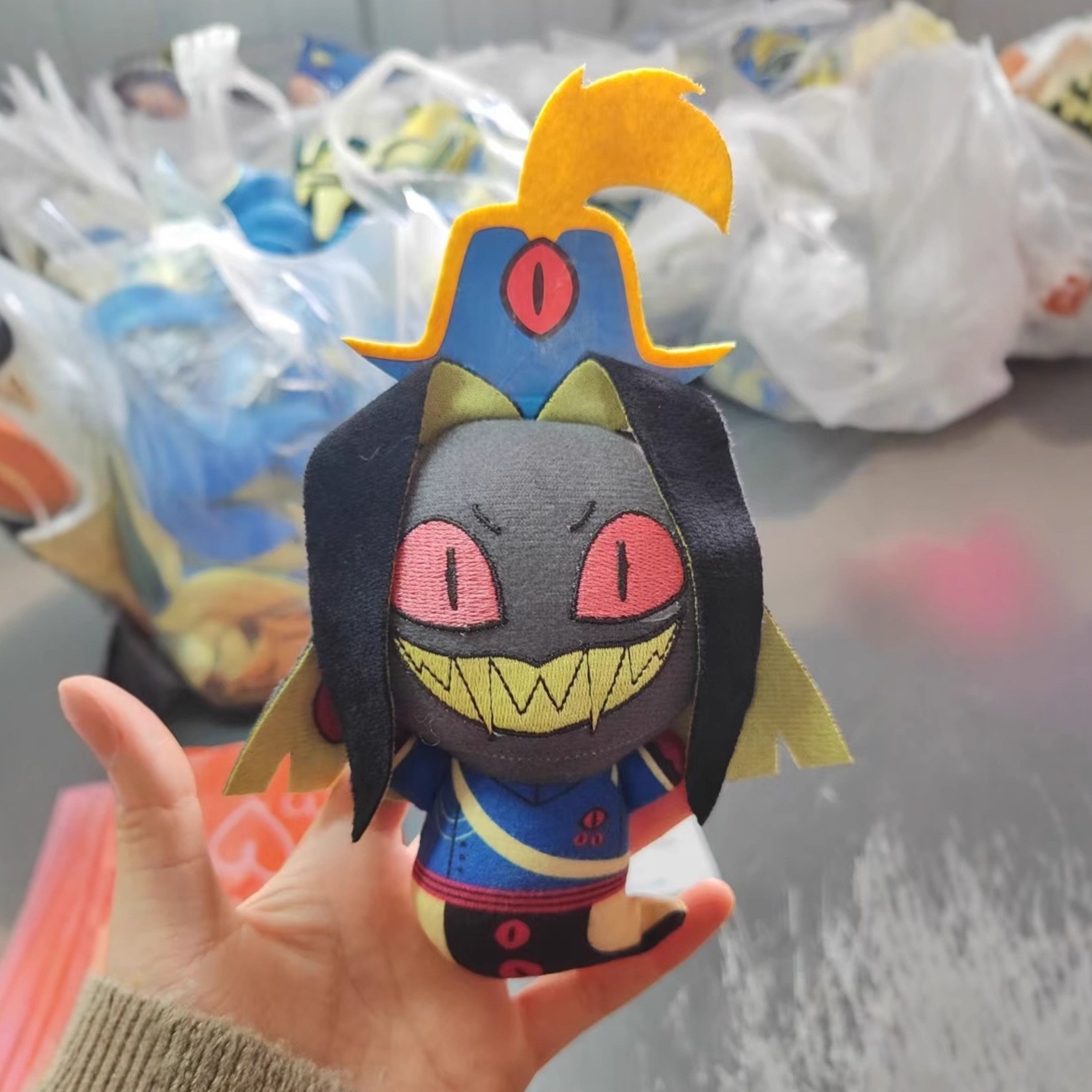 10cm Hazbined Sir Pentious Plu - Cosplay Plushie Prop recension och pris