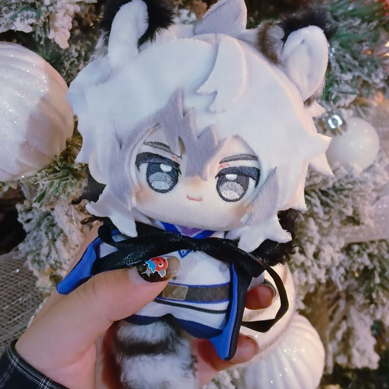 10cm Anime Silverash the Reign - Cosplay Plushie Prop recension och pris